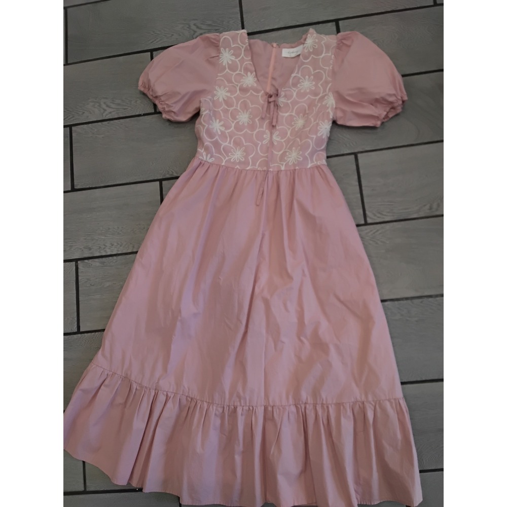 La February Pink Floral Embroidered Puff Sleeve Midi Dress Womens Size Medium